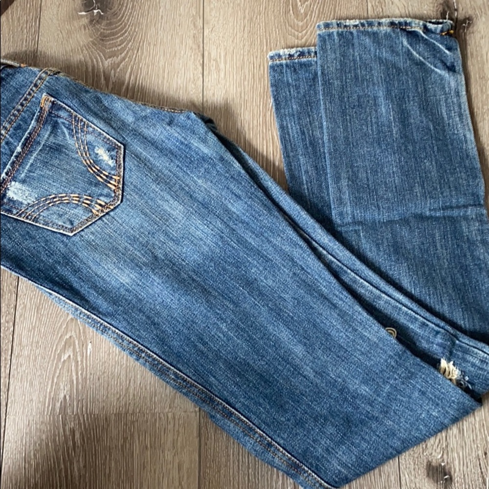 Distressed jeans - Picture 2 of 2